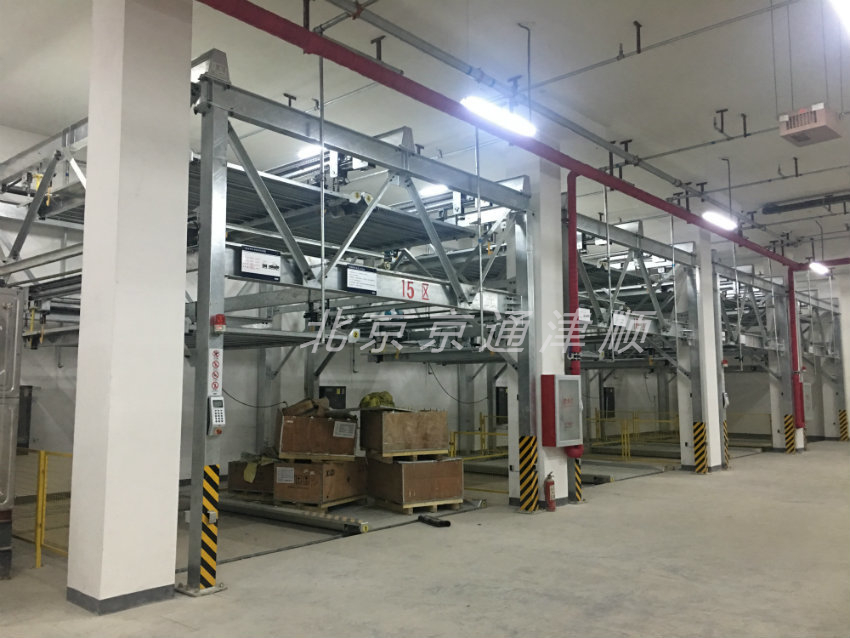 3層地下升降橫移車庫 3層地下升降橫移車庫